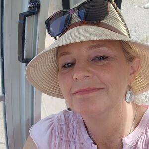 Meet your Posher, Tracy